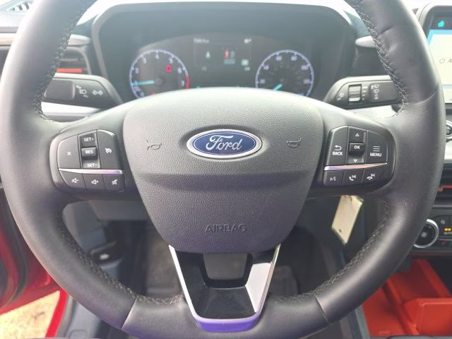 2024 Hot Pepper Red Metallic Tinted Clearcoat Ford Maverick XLT AWD Truck