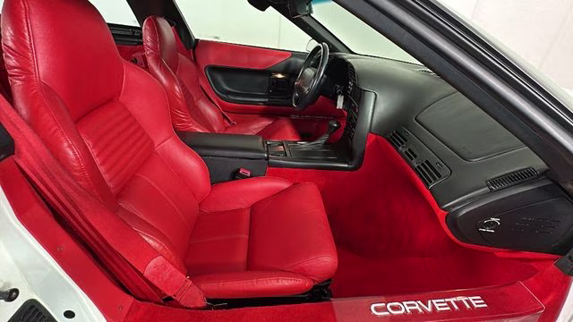 1996 White Chevrolet Corvette Base RWD Coupe