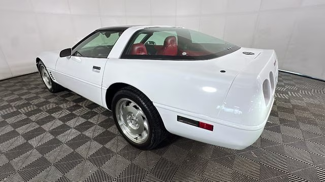 1996 White Chevrolet Corvette Base RWD Coupe
