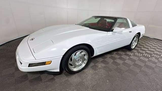 1996 White Chevrolet Corvette Base RWD Coupe