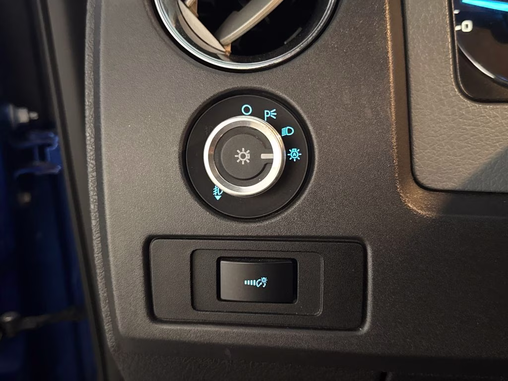 2011 Blue Flame Metallic Ford F-150 XLT RWD Truck