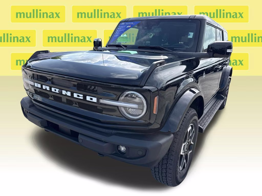 2025 Shadow Black Ford Bronco Outer Banks 4X4 SUV