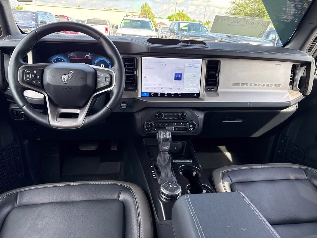 2025 Shadow Black Ford Bronco Outer Banks 4X4 SUV