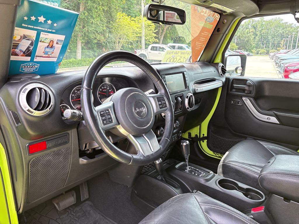 2016 Hypergreen Clearcoat Jeep Wrangler Unlimited Rubicon 4X4 SUV