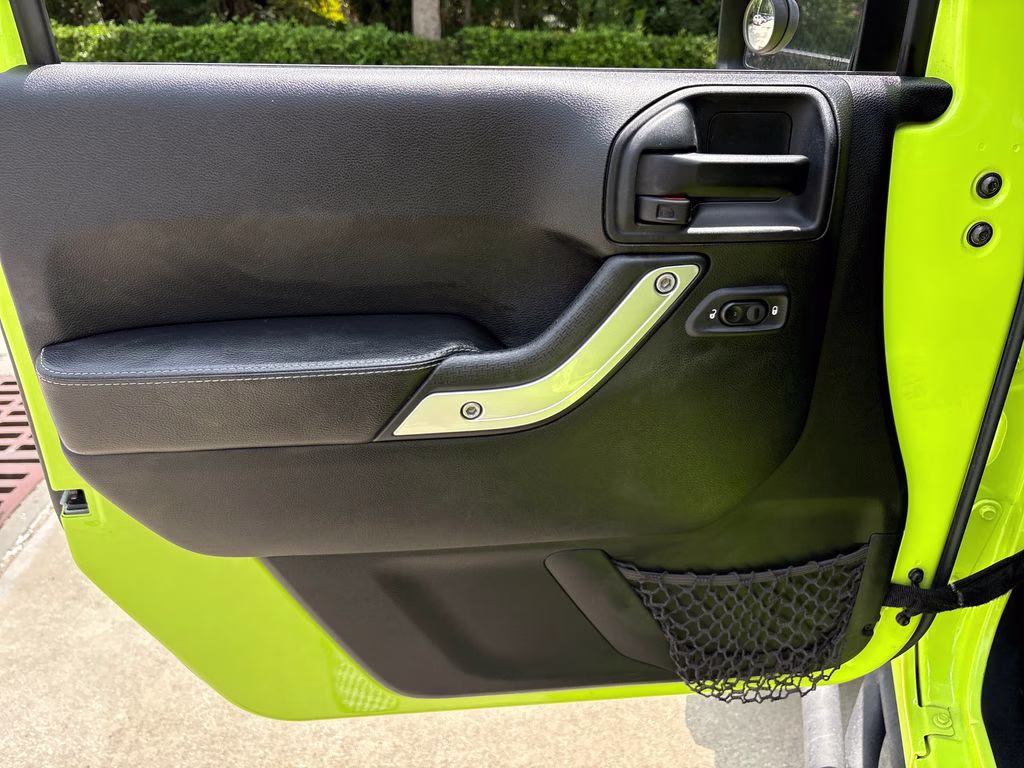 2016 Hypergreen Clearcoat Jeep Wrangler Unlimited Rubicon 4X4 SUV