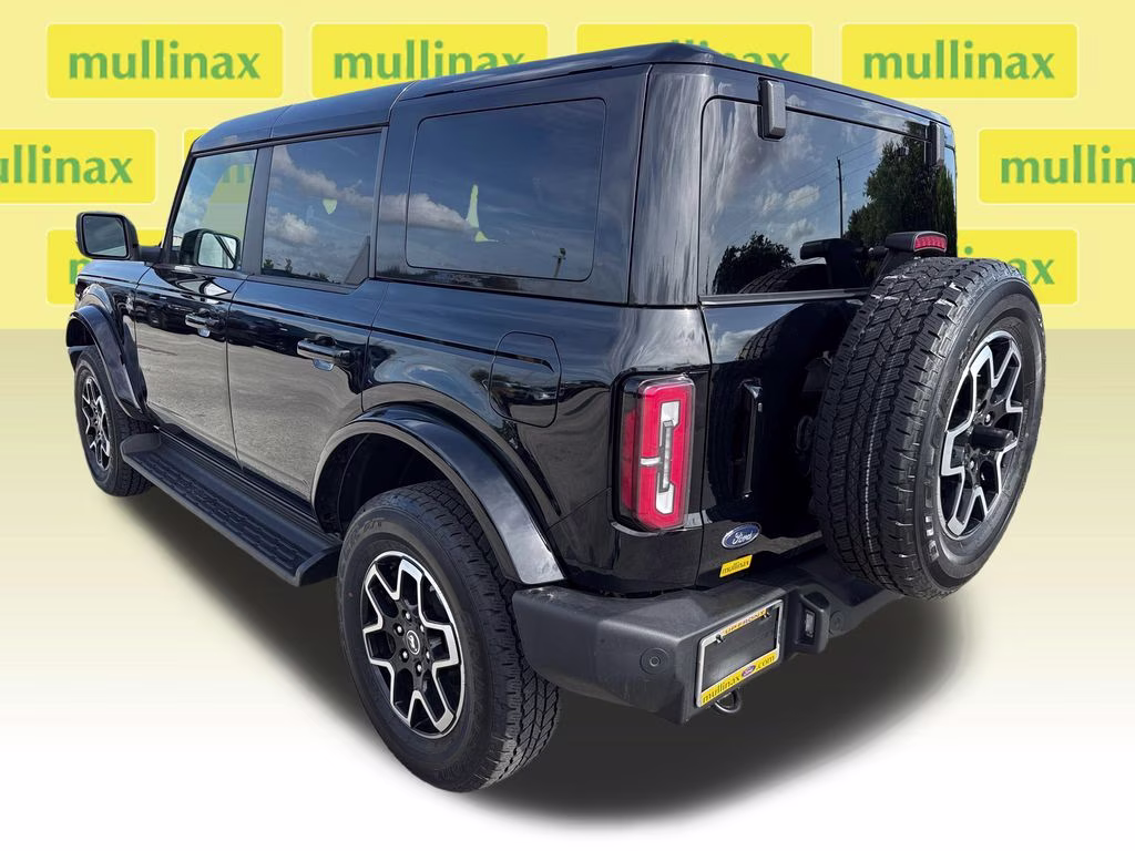 2025 Shadow Black Ford Bronco Outer Banks 4X4 SUV