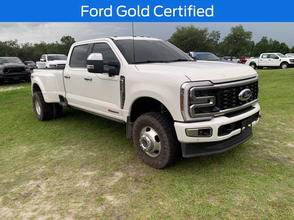 2025 White Metallic Ford Super Duty F-350 DRW Platinum 4X4 Truck
