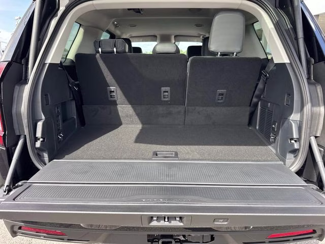 2026 Black Metallic Ford Expedition Active RWD SUV