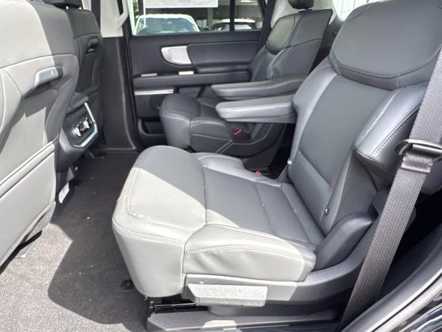 2026 Black Metallic Ford Expedition Active RWD SUV