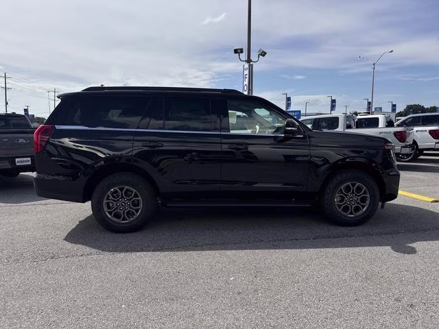 2026 Black Metallic Ford Expedition Active RWD SUV