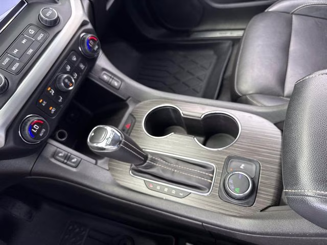 2019 Summit White GMC Acadia SLT-1 FWD SUV