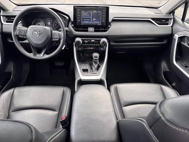 2021 Silver Sky Metallic Toyota RAV4 LE AWD SUV