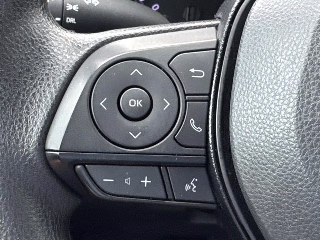 2021 Silver Sky Metallic Toyota RAV4 LE AWD SUV