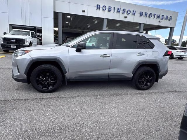 2021 Silver Sky Metallic Toyota RAV4 LE AWD SUV