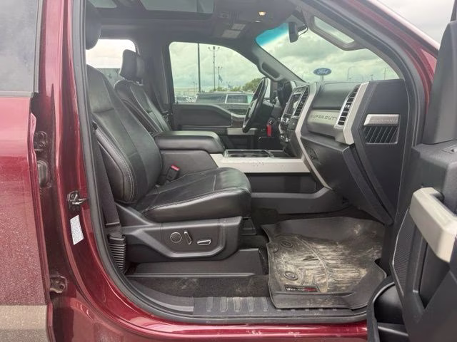 2017 Bronze Fire Metallic Ford Super Duty F-350 SRW Lariat 4X4 Truck