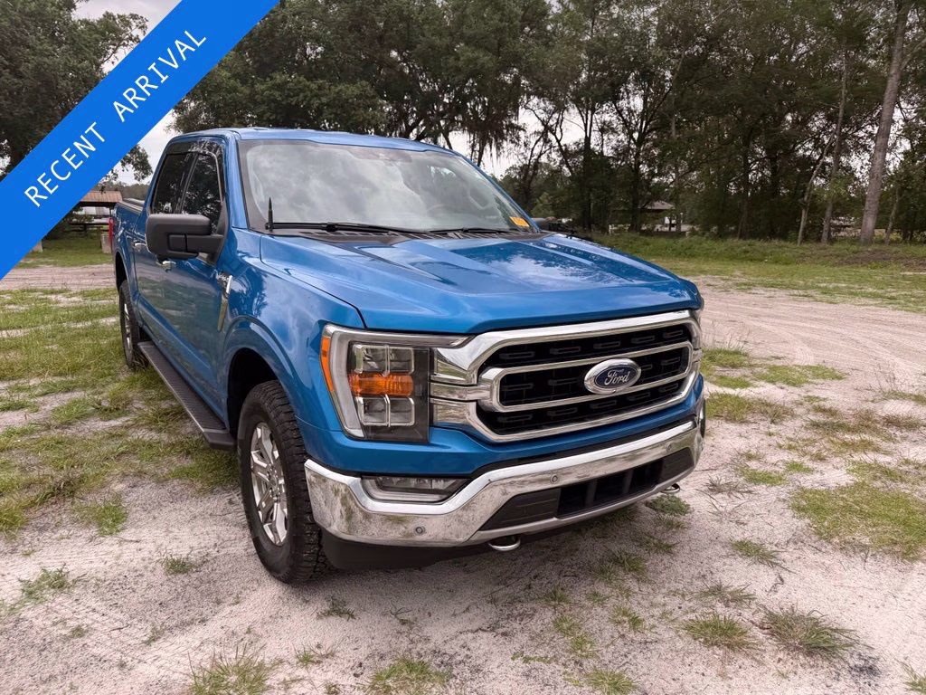 2021 Blue Metallic Ford F-150 XLT 4X4 Truck