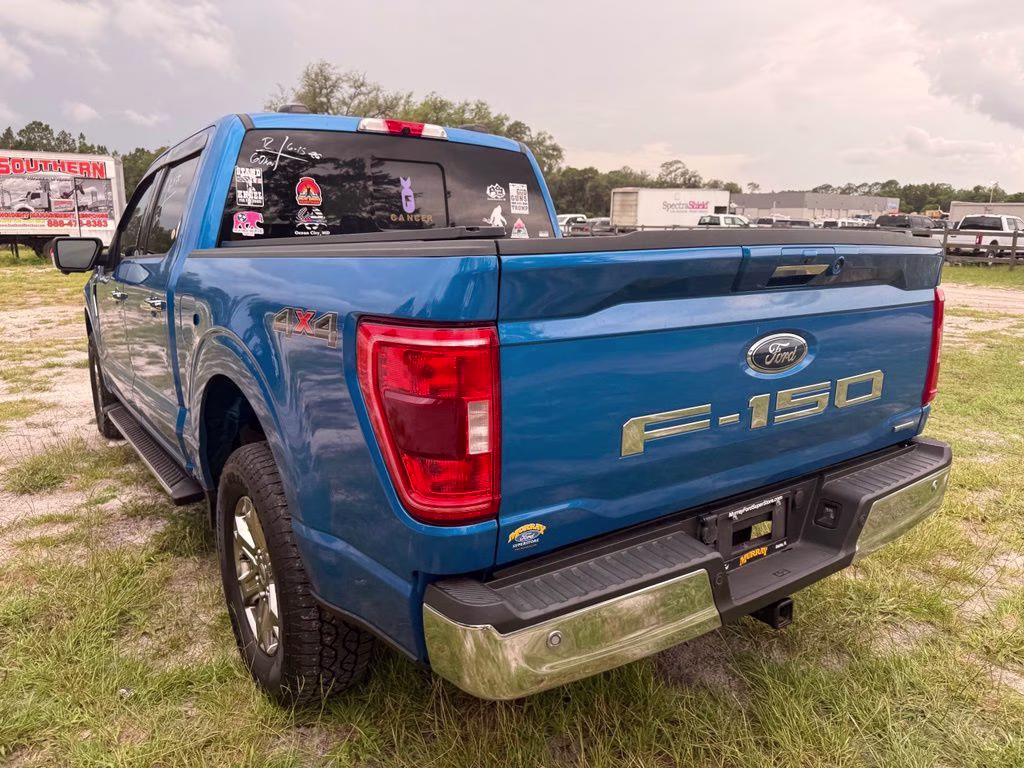 2021 Blue Metallic Ford F-150 XLT 4X4 Truck