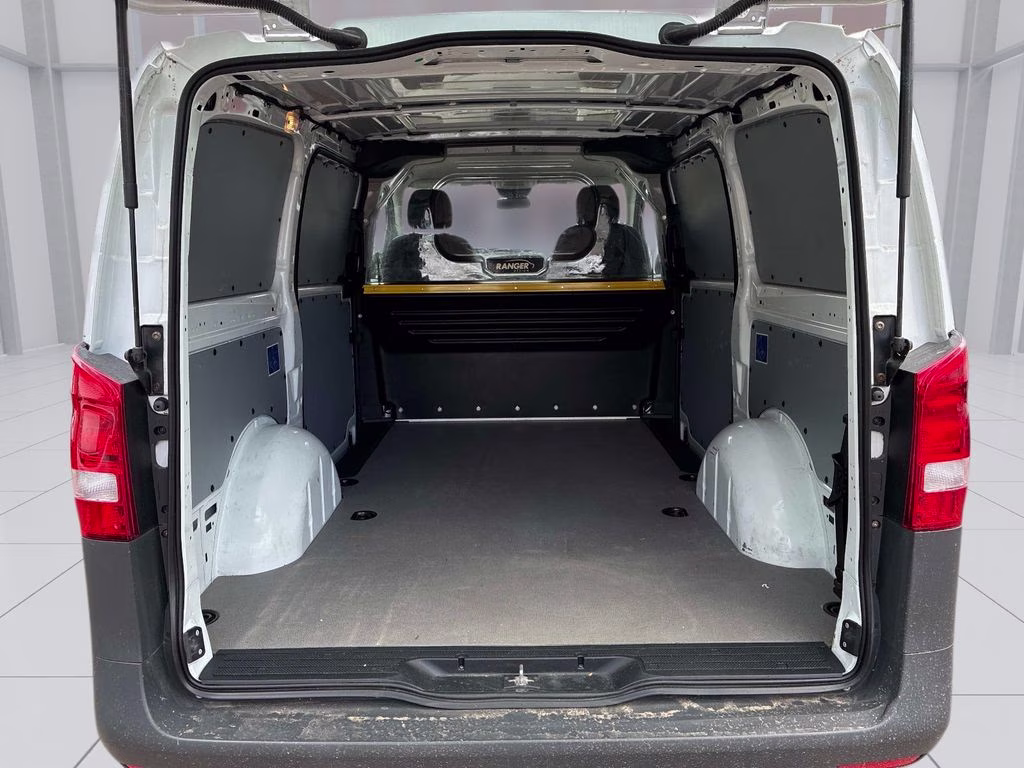 2021 White Mercedes-Benz Metris Cargo RWD Van