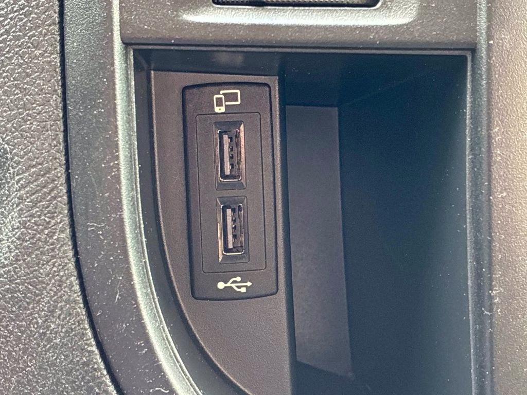 2021 White Mercedes-Benz Metris Cargo RWD Van