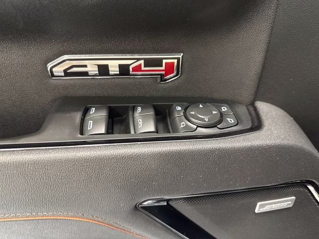 2025 Summit White GMC Sierra 1500 AT4 4X4 Truck