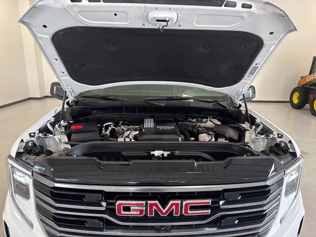 2025 Summit White GMC Sierra 1500 AT4 4X4 Truck