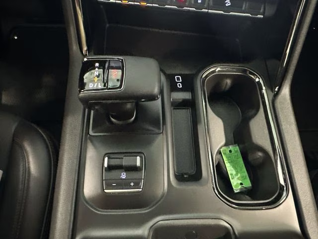 2025 Summit White GMC Sierra 1500 AT4 4X4 Truck