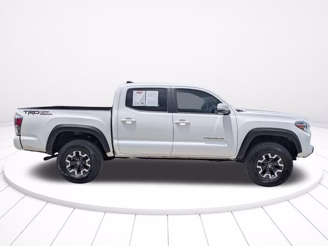 2022 White Toyota Tacoma TRD Off-Road RWD Truck