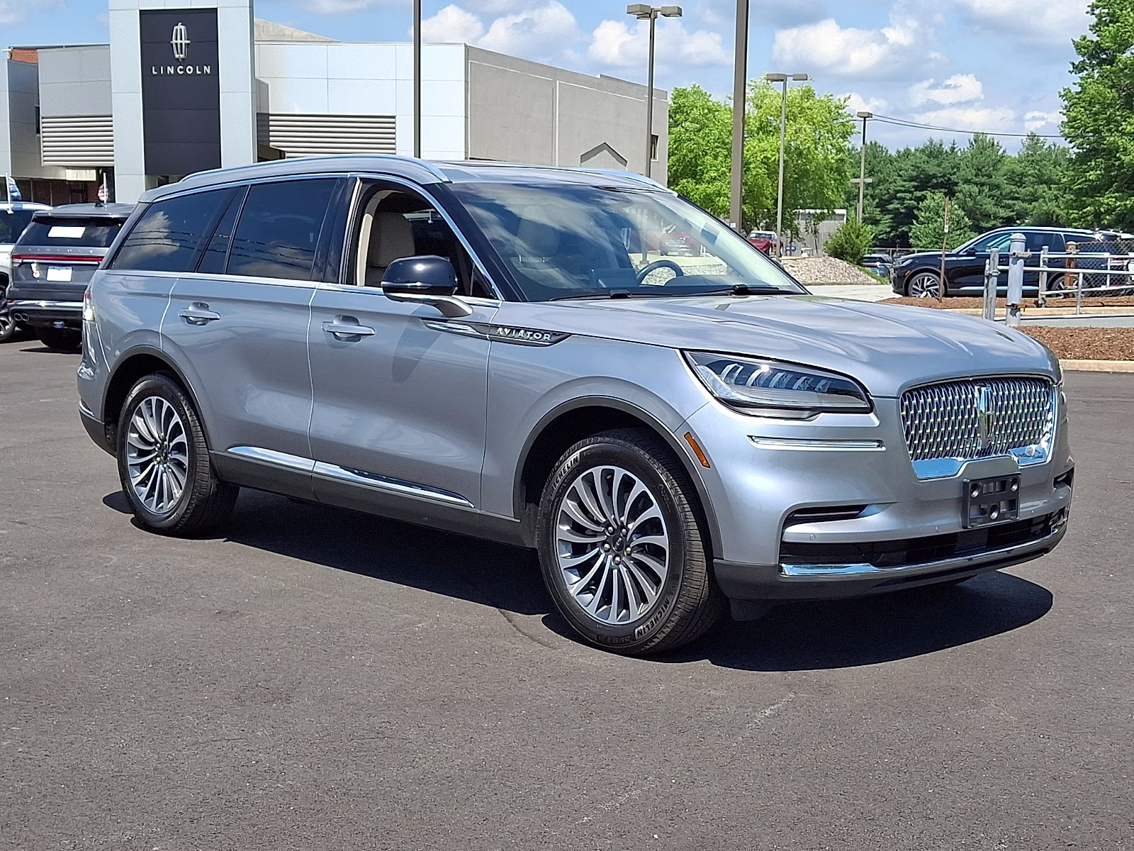2022 Silver Radiance Metallic Clearcoat - JS Lincoln Aviator Reserve AWD