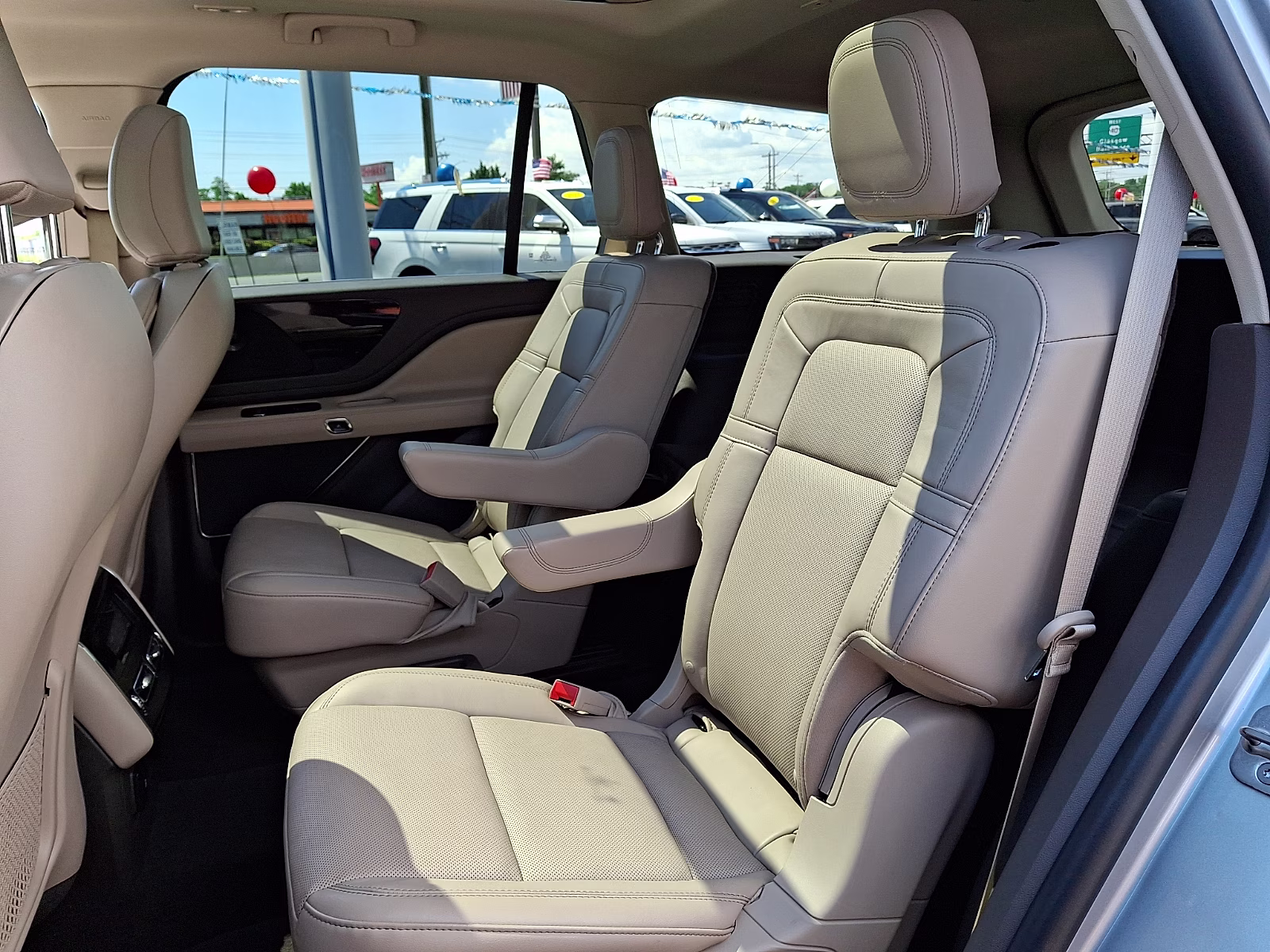 2022 Silver Radiance Metallic Clearcoat - JS Lincoln Aviator Reserve AWD