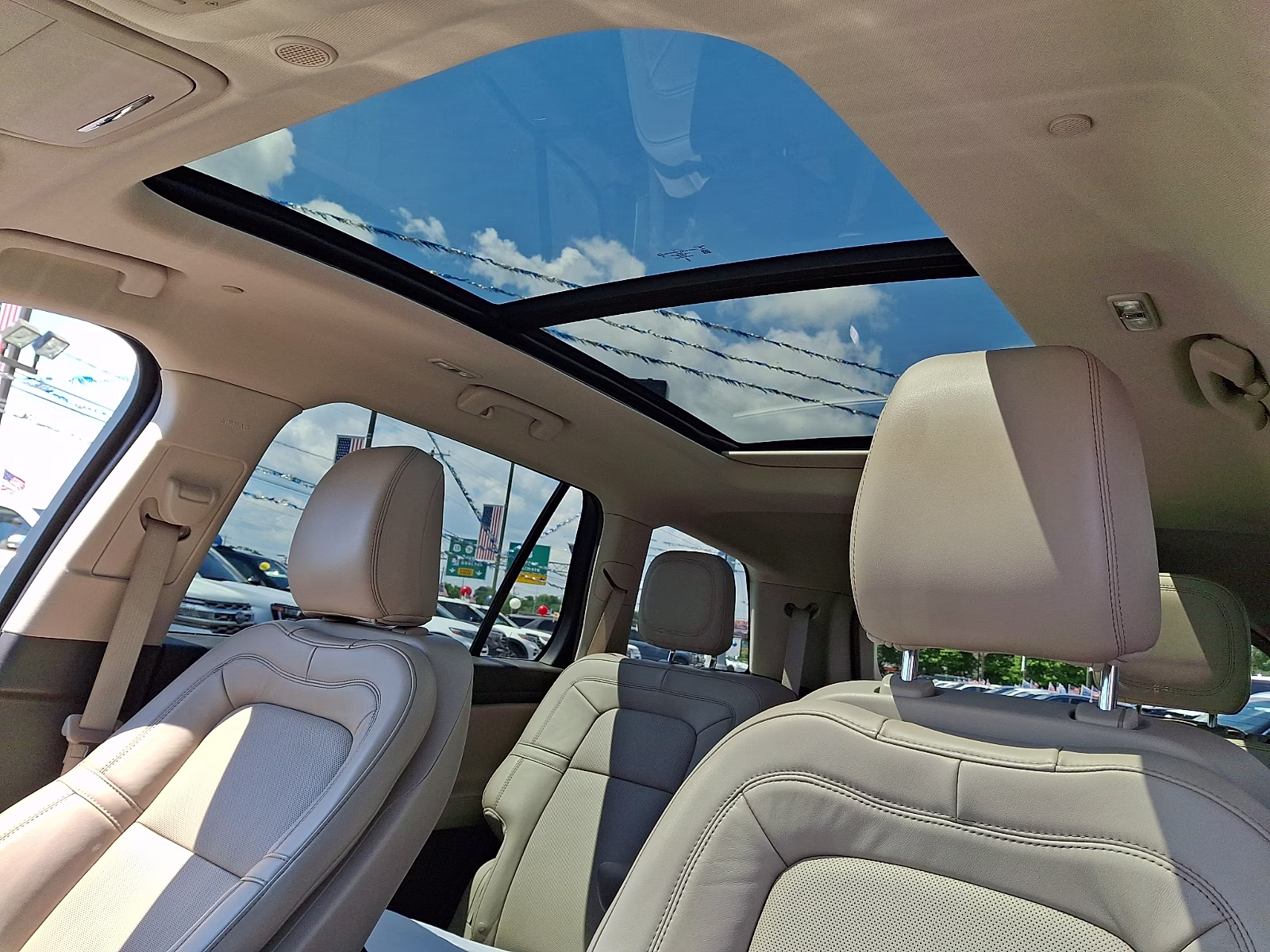2022 Silver Radiance Metallic Clearcoat - JS Lincoln Aviator Reserve AWD