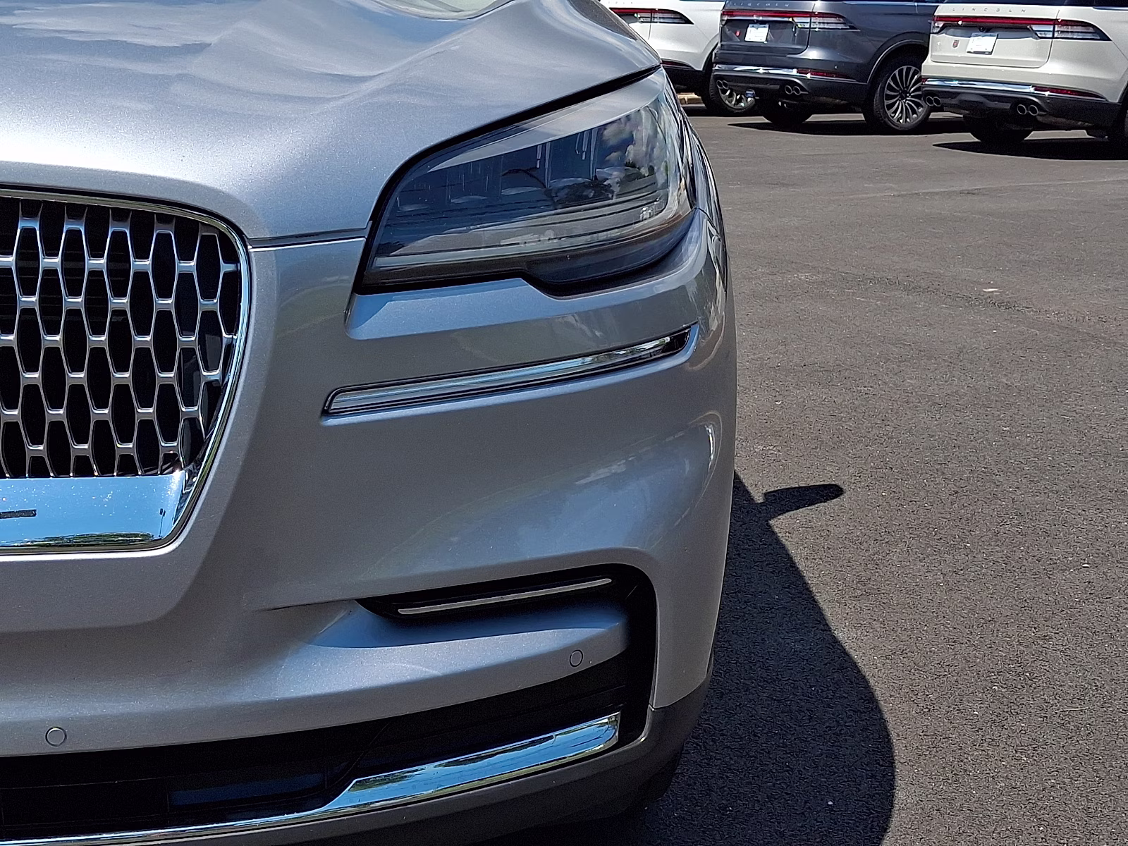 2022 Silver Radiance Metallic Clearcoat - JS Lincoln Aviator Reserve AWD