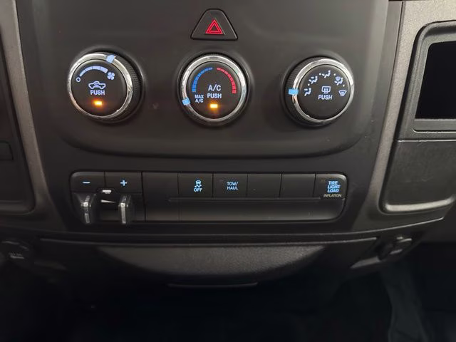 2013 Mineral Gray Metallic Clearcoat Ram 2500 Tradesman 4X4 Truck