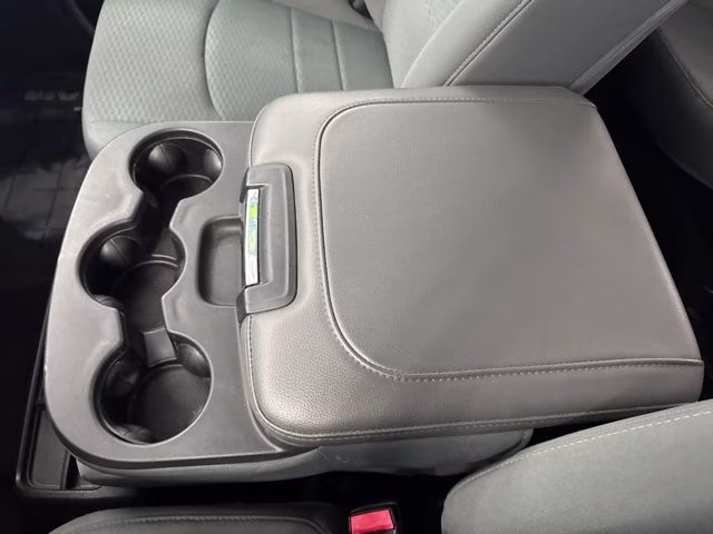 2013 Mineral Gray Metallic Clearcoat Ram 2500 Tradesman 4X4 Truck