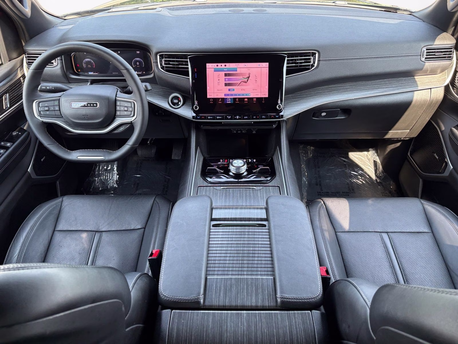 2024 Diamond Black Crystal Pearlcoat Jeep Wagoneer Series III 4X4 SUV