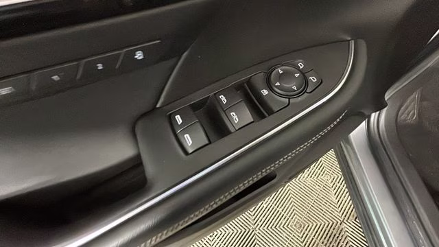 2021 Satin Steel Gray Metallic Buick Envision Essence AWD SUV