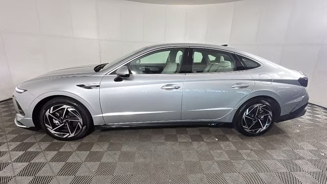 2026 Aero Silver Hyundai Sonata SEL Sport AWD Sedan