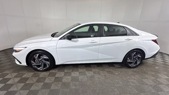 2025 Serenity White Hyundai Elantra Hybrid SEL Sport FWD Sedan