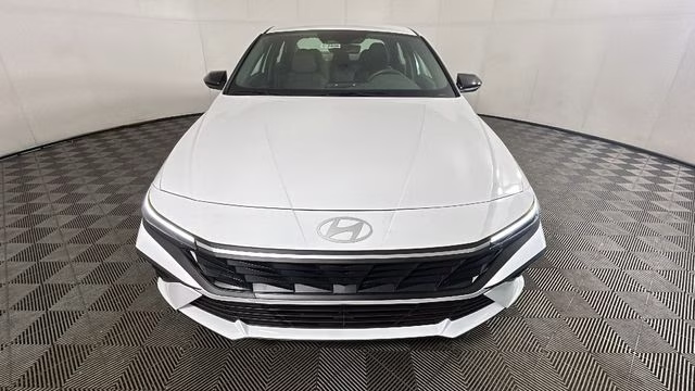 2025 Serenity White Hyundai Elantra Hybrid SEL Sport FWD Sedan