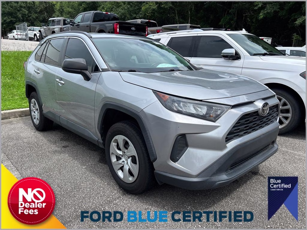 2020 Silver Sky Metallic Toyota RAV4 LE FWD SUV