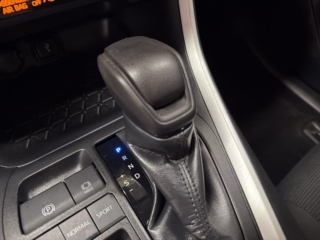 2020 Silver Sky Metallic Toyota RAV4 LE FWD SUV