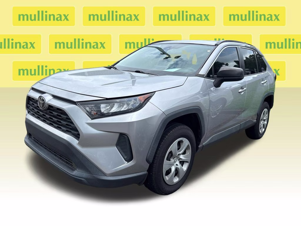2020 Silver Sky Metallic Toyota RAV4 LE FWD SUV
