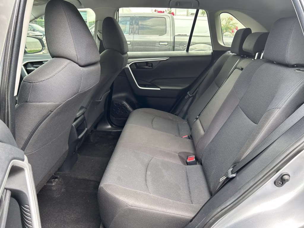 2020 Silver Sky Metallic Toyota RAV4 LE FWD SUV