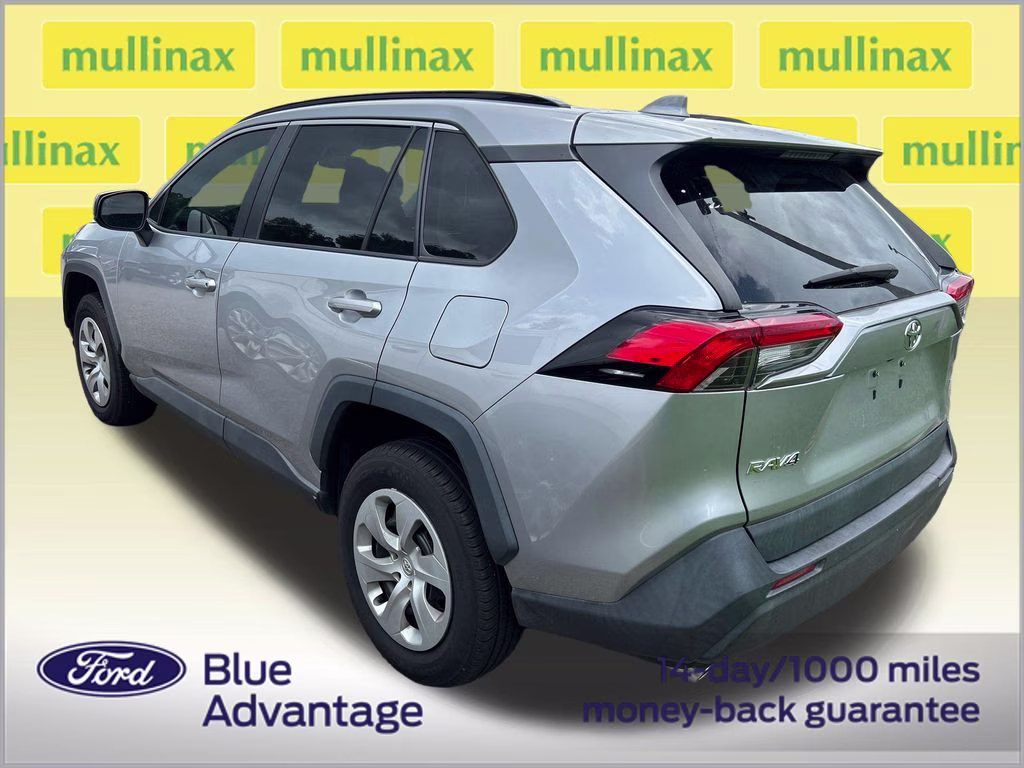 2020 Silver Sky Metallic Toyota RAV4 LE FWD SUV
