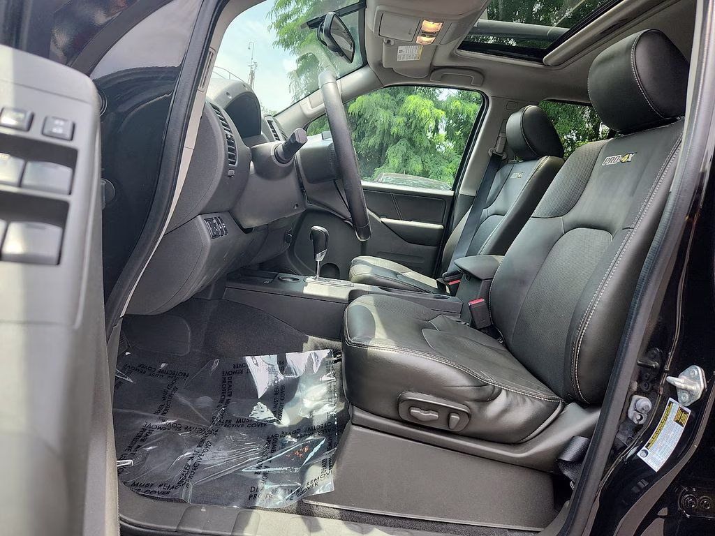 2020 Magnetic Black Pearl Nissan Frontier PRO-4X 4X4 Truck