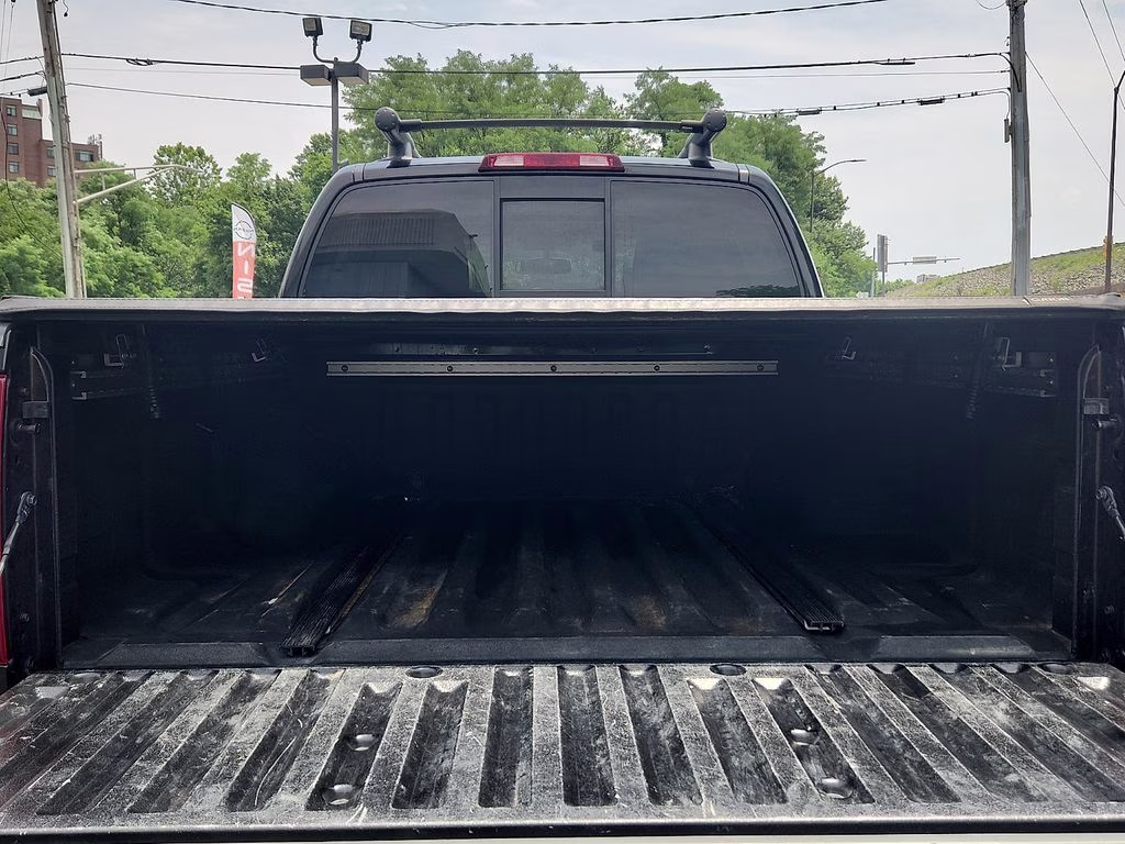 2020 Magnetic Black Pearl Nissan Frontier PRO-4X 4X4 Truck