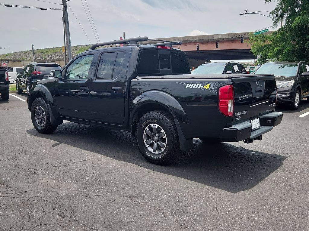 2020 Magnetic Black Pearl Nissan Frontier PRO-4X 4X4 Truck