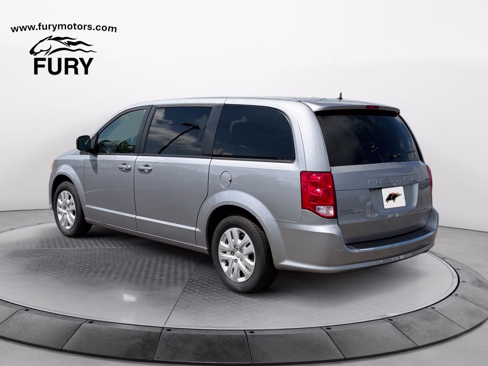 2018 Billet Silver Metallic Clearcoat Dodge Grand Caravan SE FWD Van