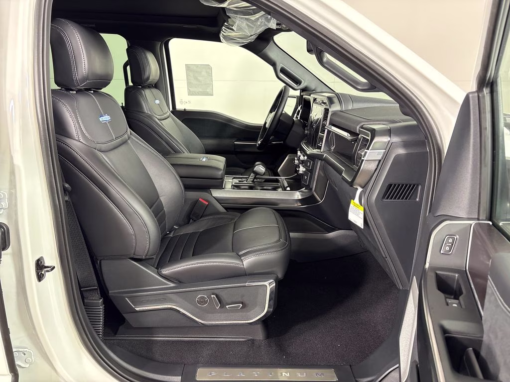 2026 White Metallic Ford F-150 Platinum 4X4 Truck