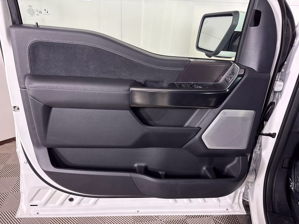 2026 White Metallic Ford F-150 Platinum 4X4 Truck