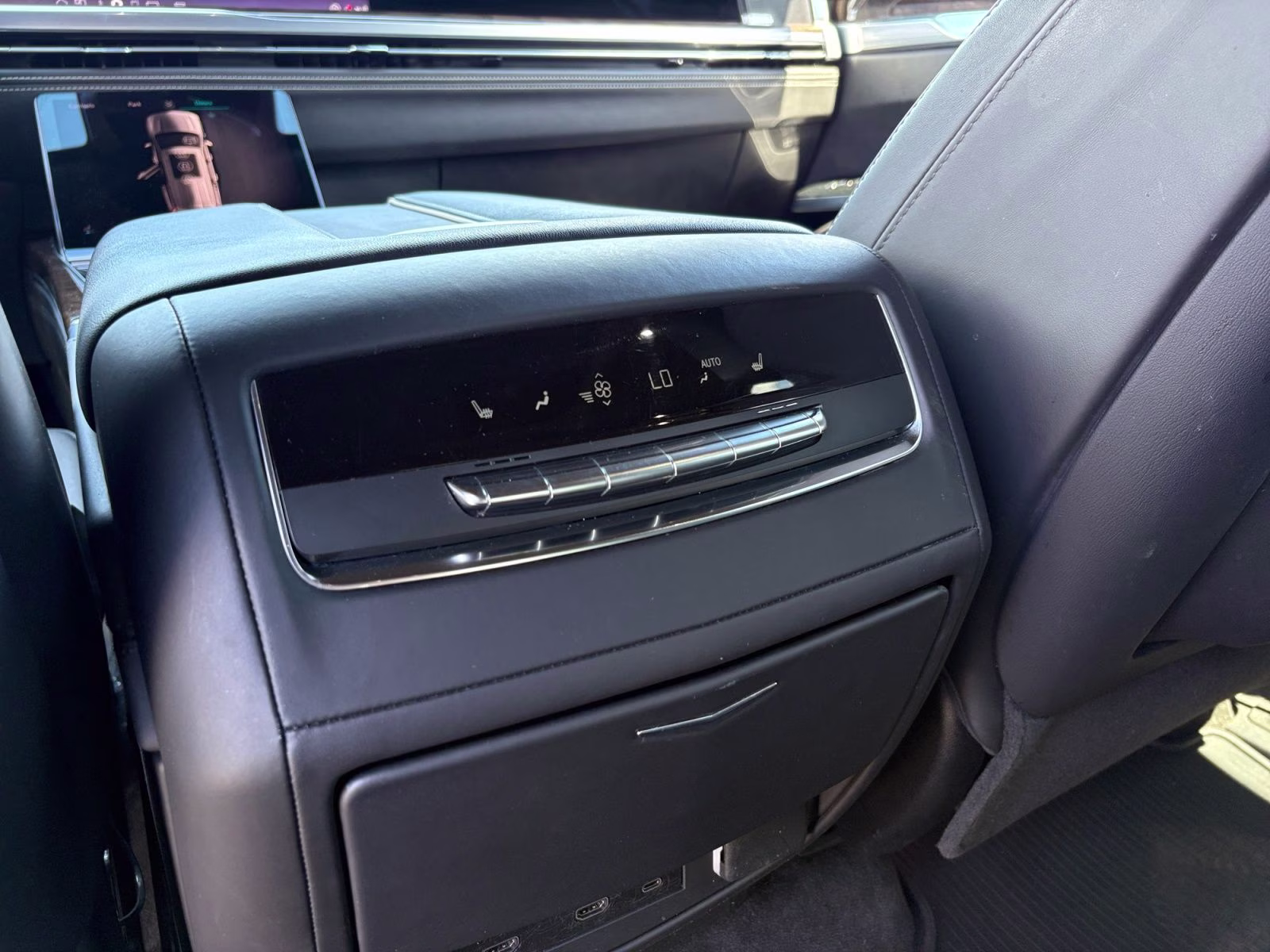 2025 Cadillac Escalade Sport Platinum 4X4 SUV